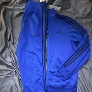 Adidas men’s tracksuit size small color electric blue